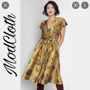 Modcloth Timeless Embrace Velvet Midi Dress Gold